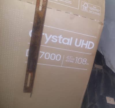 samsung 43" crystal UHD 4K smart tv 7000 series