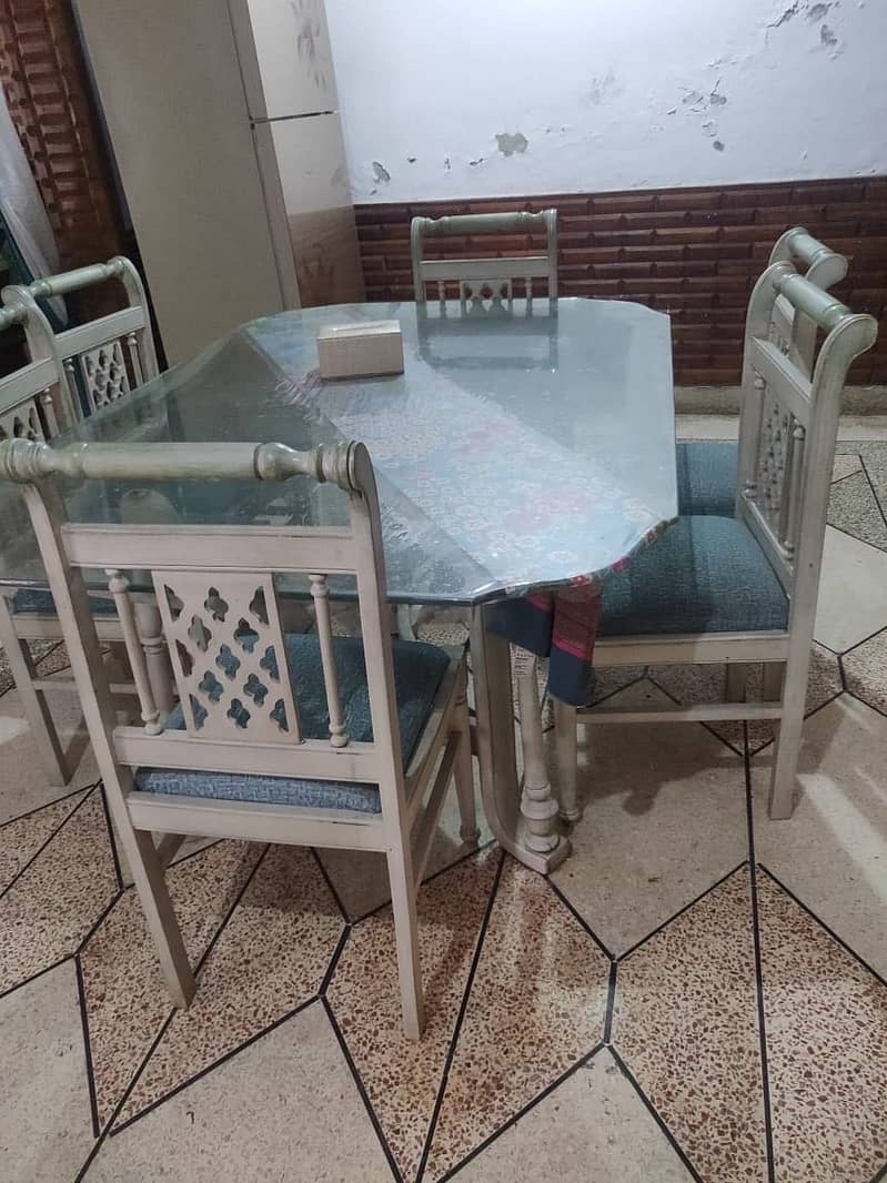 Dining table 6