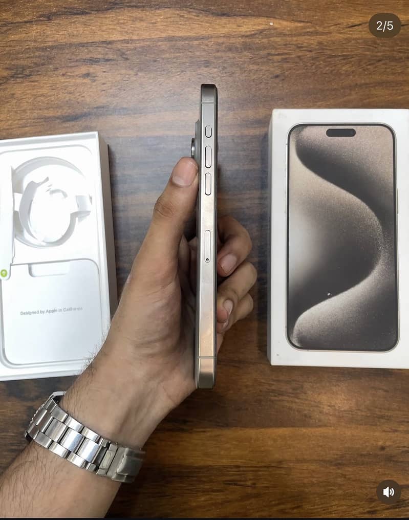 Apple iPhone 15 Pro Max 2