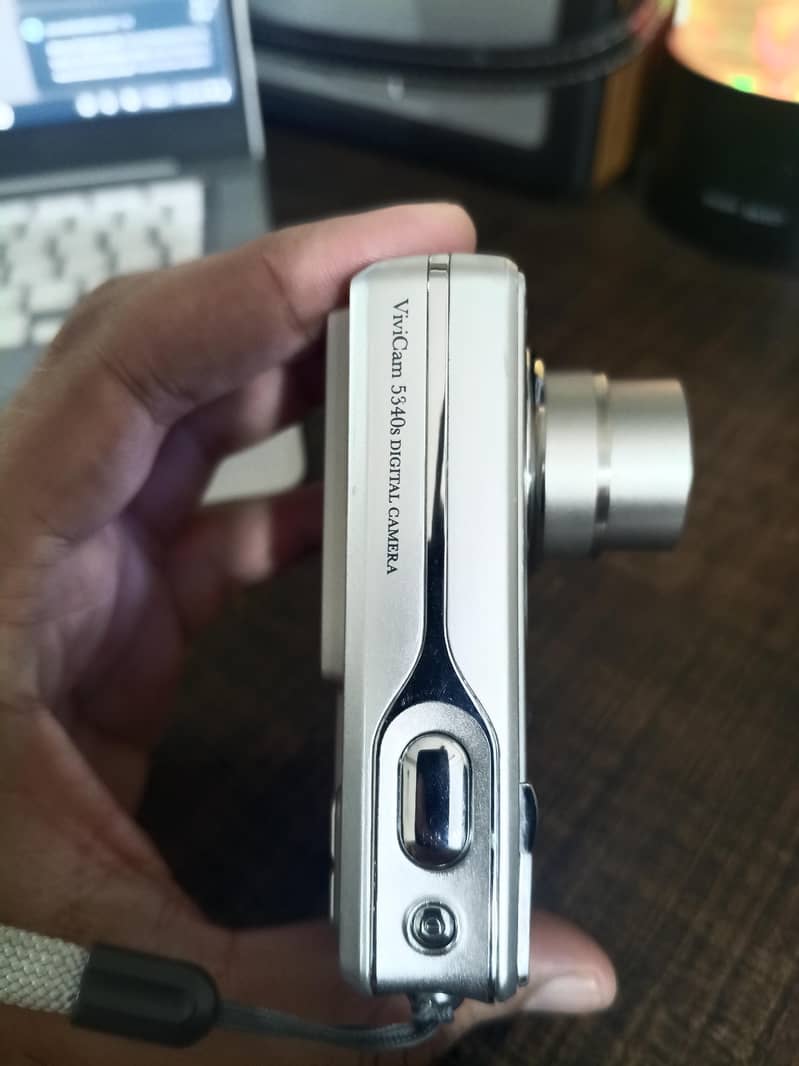 Vivitar 5 MEGA PIXELS Digital Camera 3