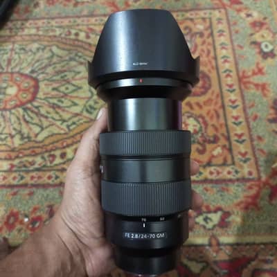 Sony 24-70mm f/2.8 GM Full Frame Lens For Sony E Mount Camera.