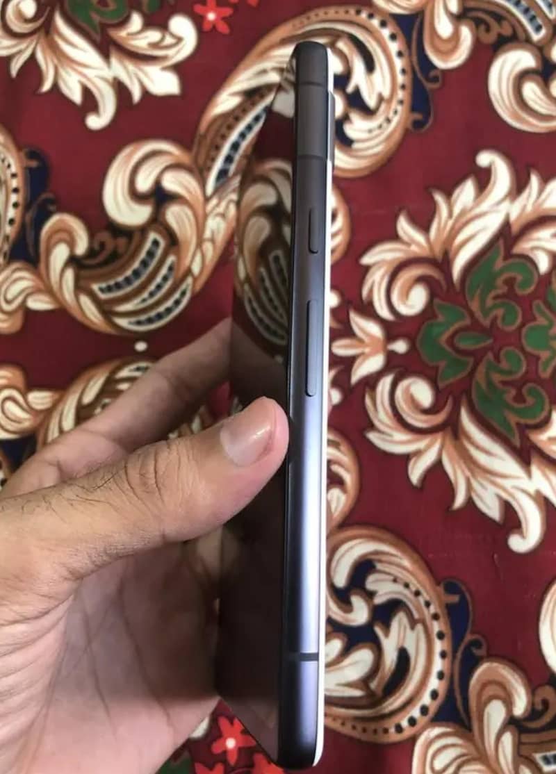 Google Pixel 7a 4