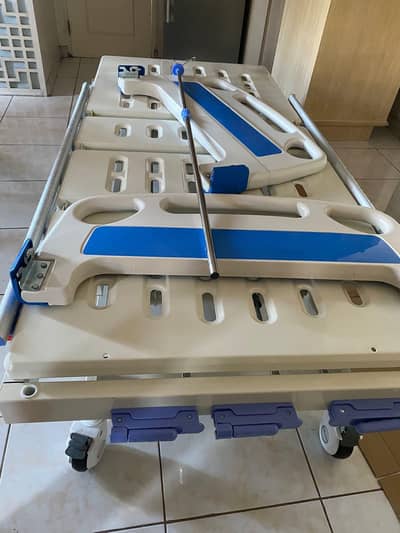 Hospital Patient Bed – Manual Medical Bed