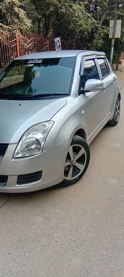 Suzuki Swift 2011 Genuine.