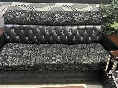 6seater in used condition just in 16k