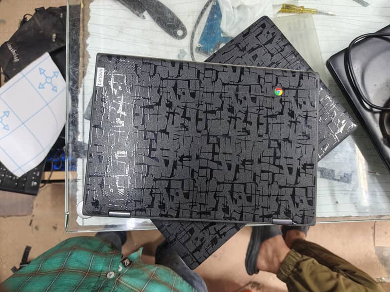 CHROMEBOOK 0