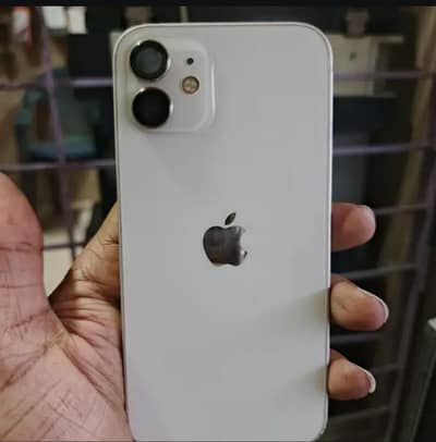 Apple iPhone 12