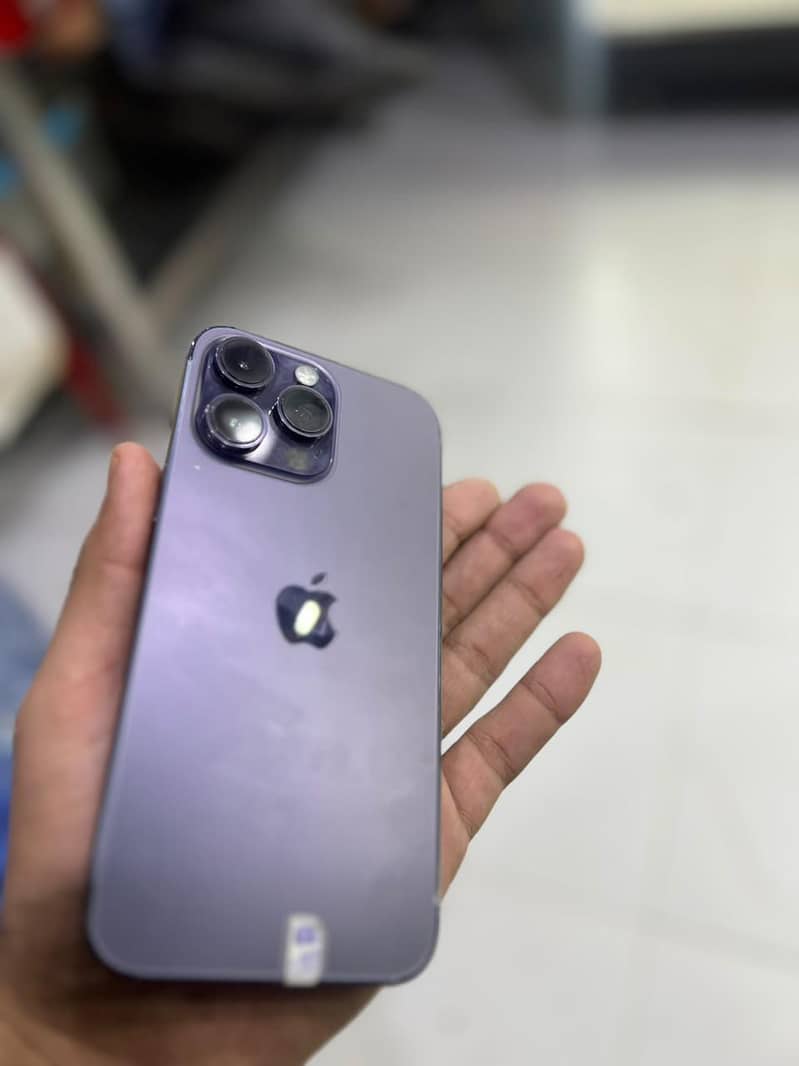 Apple iPhone 14 Pro Max 2