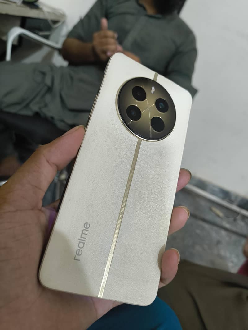Realme 12 Plus 6