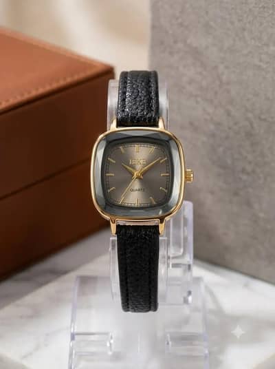 IEKE Women’s Classic Watch