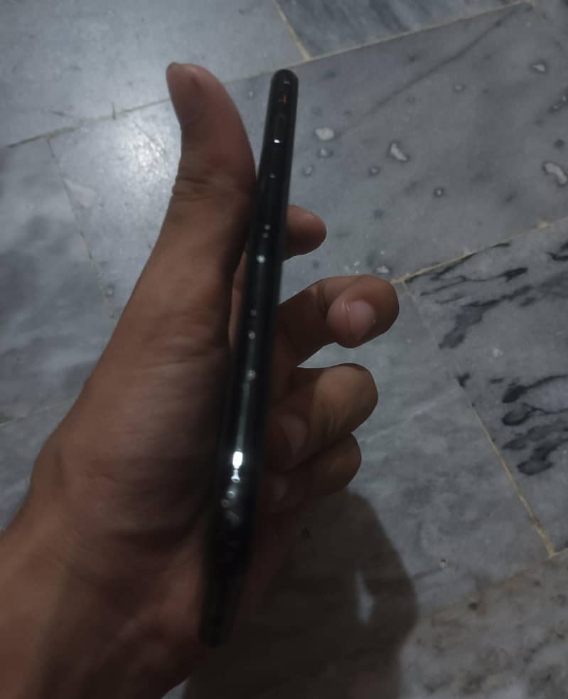 Apple iPhone 7 4
