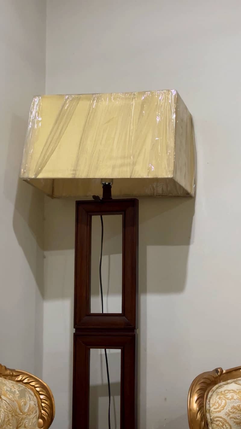 expensive lamp 0