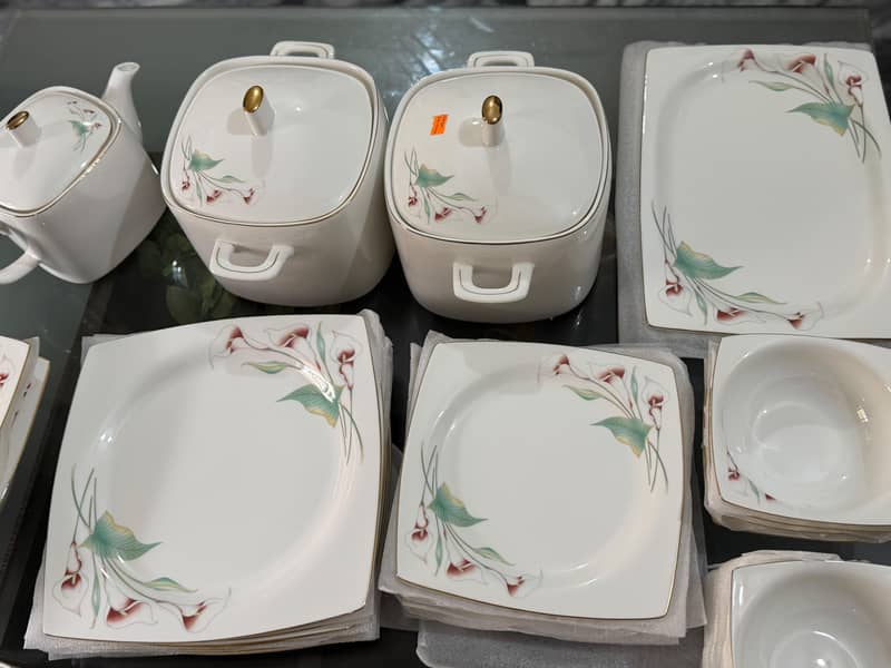 ChinaBone Dinner Set 0