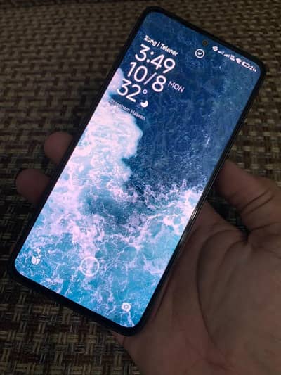 Redmi Note 13 for sale in excellent 9/10 condition.