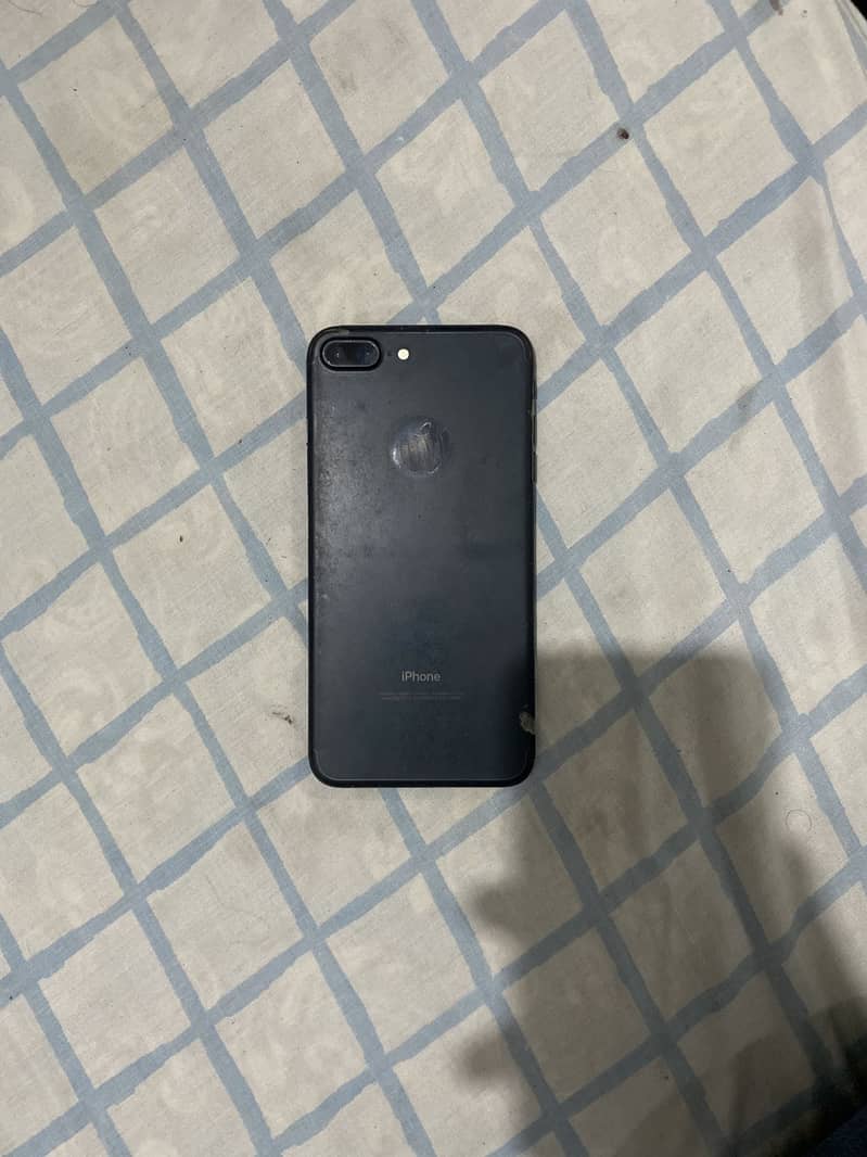Apple iPhone 7 Plus 1