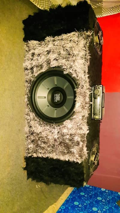 subwoofer JBL
