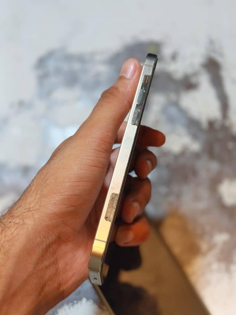 Apple iPhone 12 Pro 5
