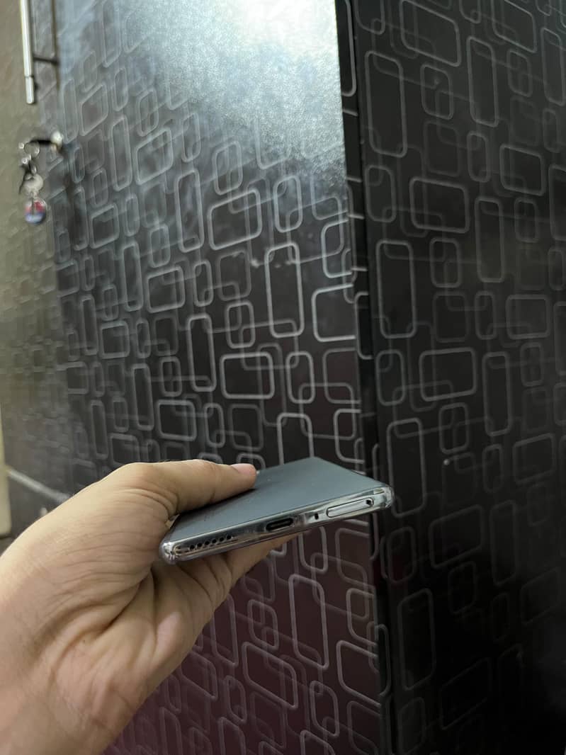 Tecno CAMON 40 Pro 4