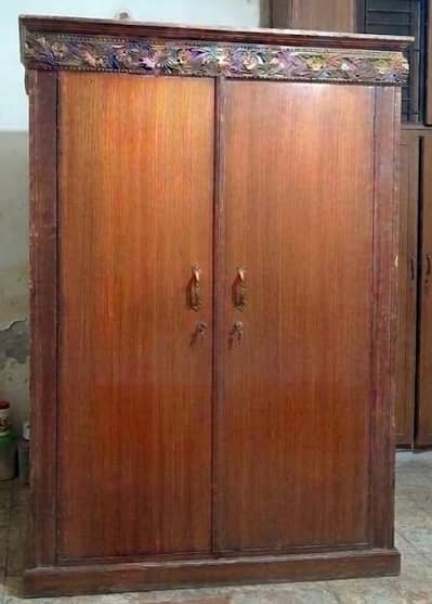 Solid Wooden 2-Door Wardrobe / Almirah for Sale (Good Condition)