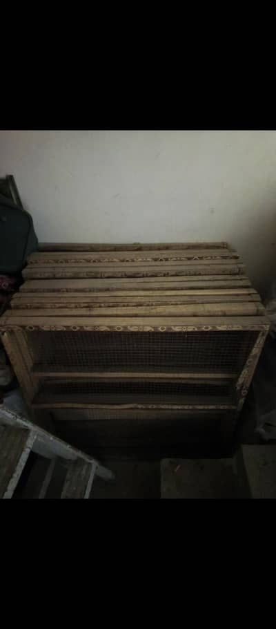 hens cage