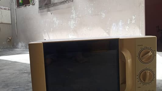 Dawlance microwave,oven
