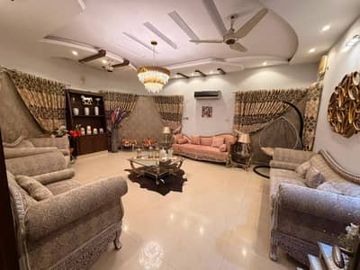 2 KANAL DOUBLE STORY BEAUTIFUL HOUSE FOR SALE