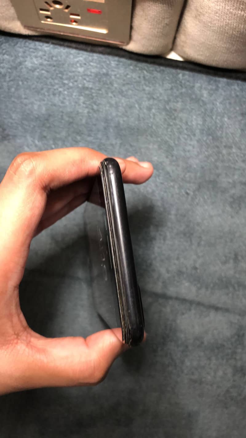 Apple iPhone 7 Plus 1