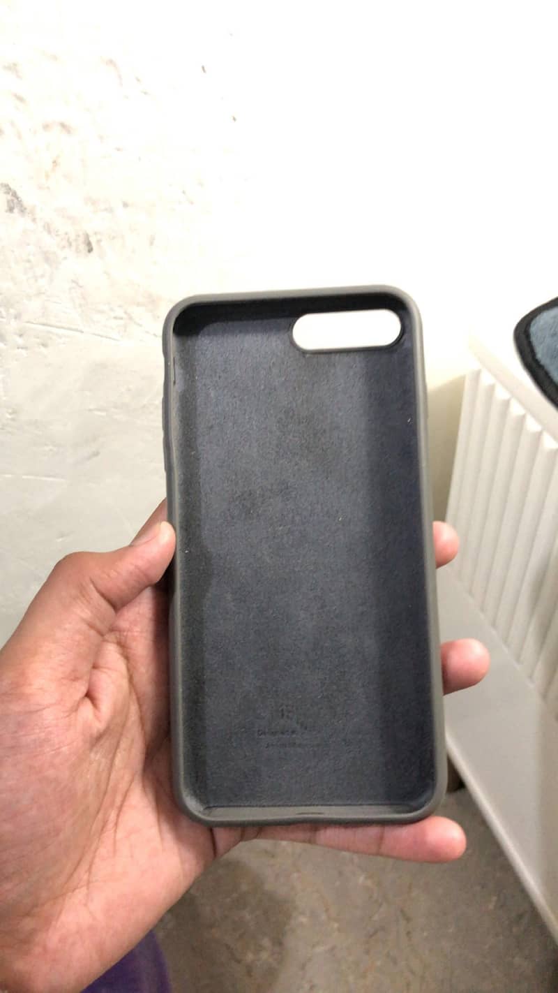 Apple iPhone 7 Plus 5