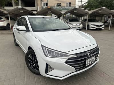 Hyundai Elantra 2022
