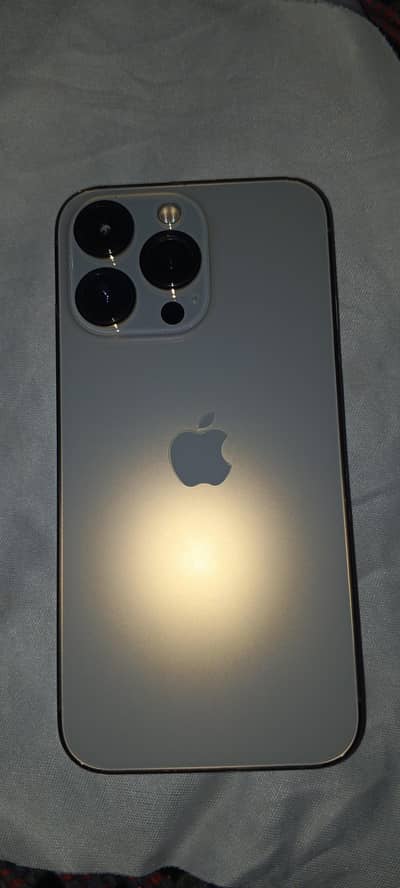 Apple iPhone 13 Pro