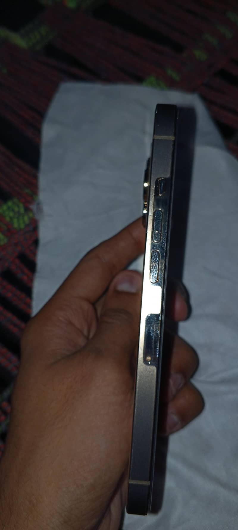 Apple iPhone 13 Pro 1