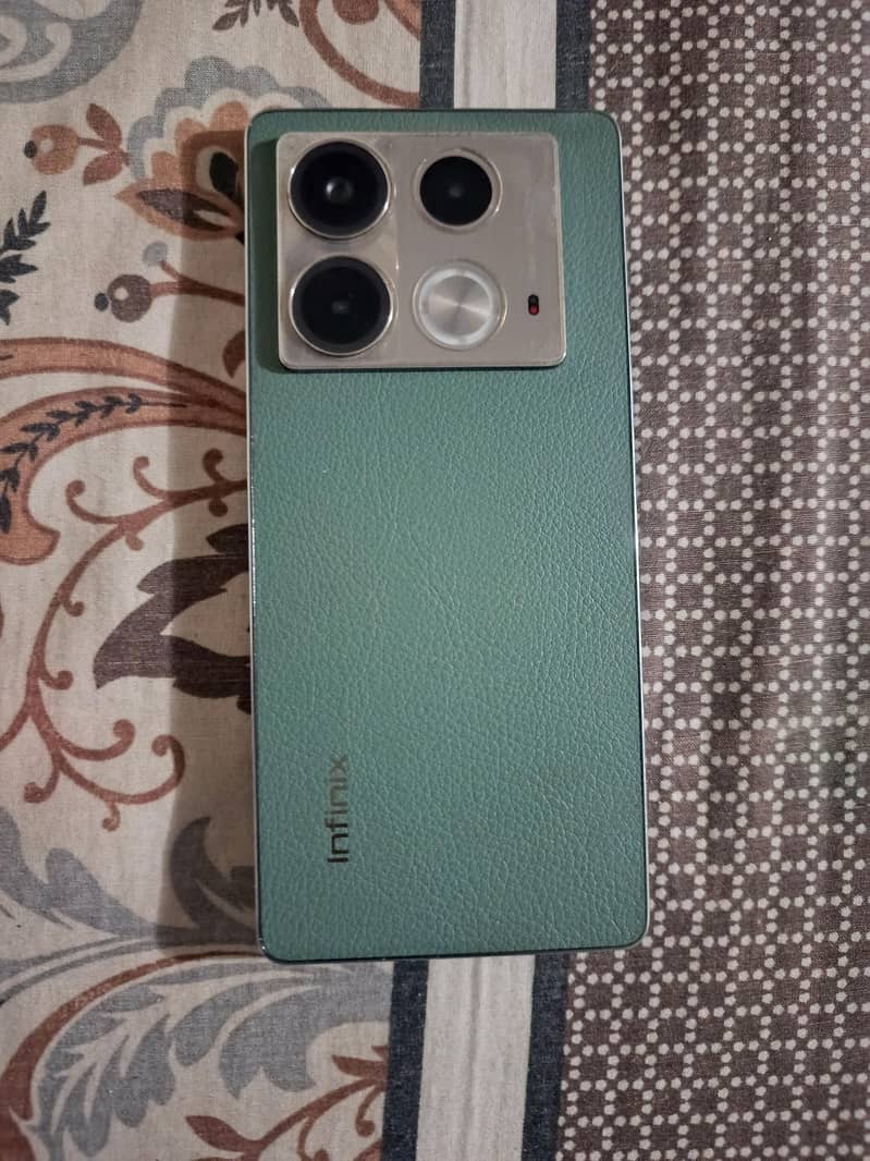Infinix Note 40 2