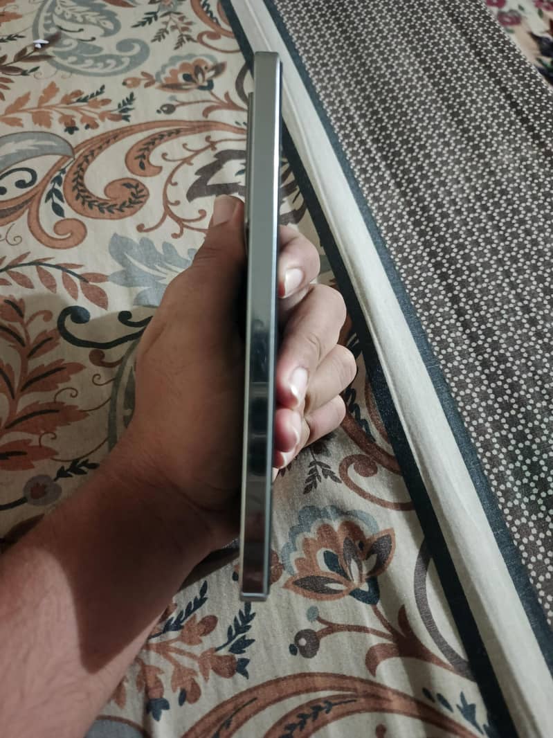 Infinix Note 40 4