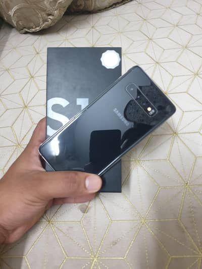 Samsung Galaxy S10 Offical PTA Aproved 8/128 GB Black Color
