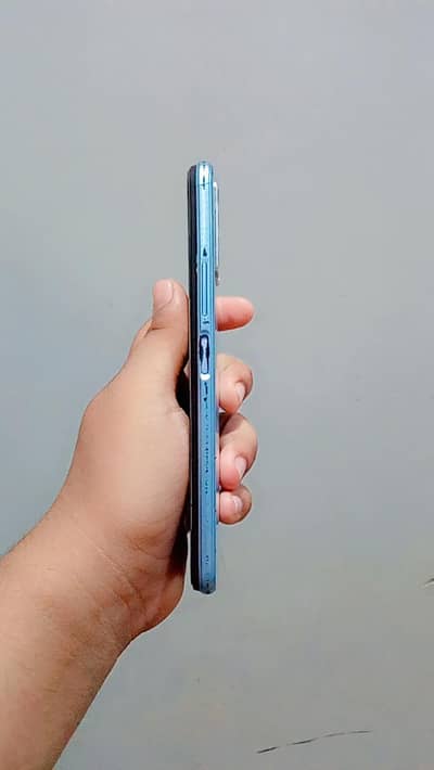 Vivo Y20 4/64 with box