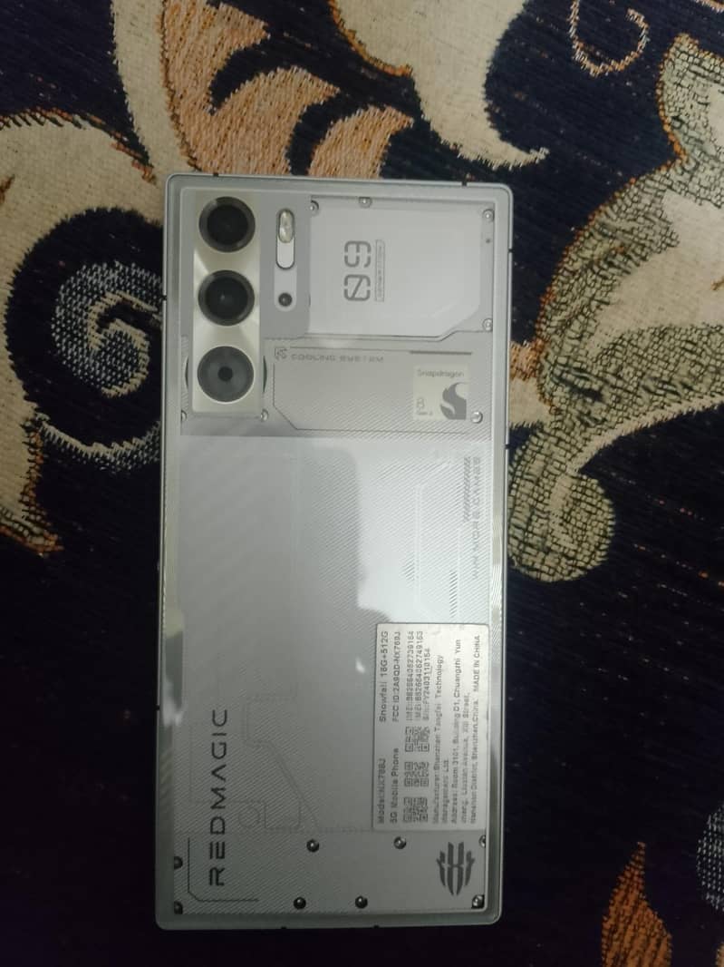 Redmagic 9pro 16/512 1