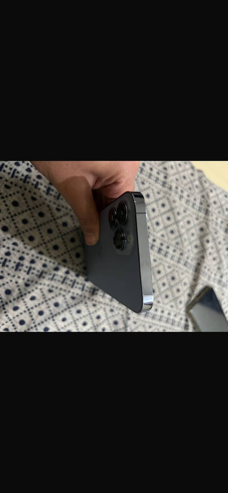 Apple iPhone 13 Pro Max 2