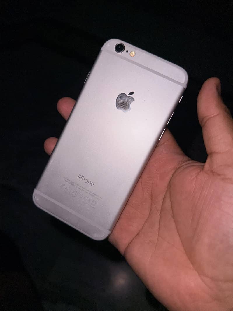 Apple iPhone 6 3