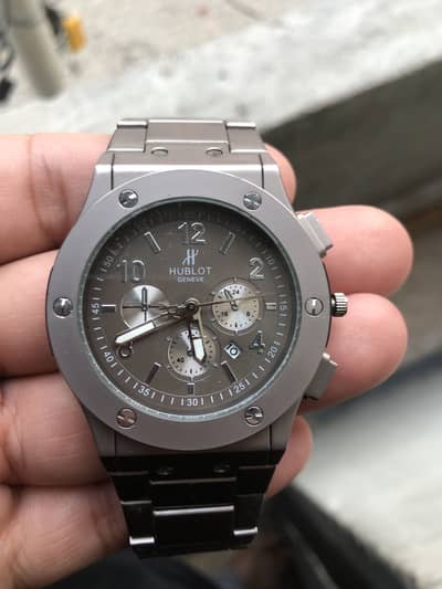 Hublot with date WhatsApp only