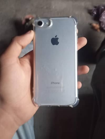 Apple iPhone 7