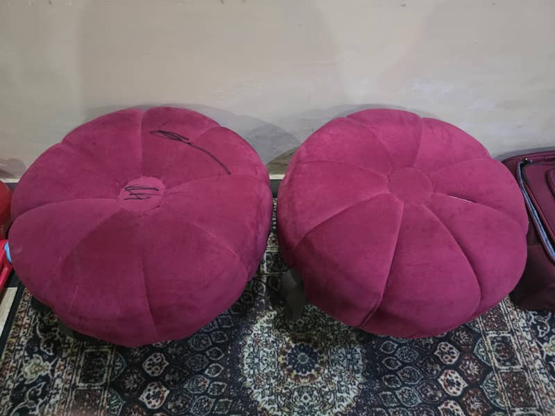 ottoman stool 0