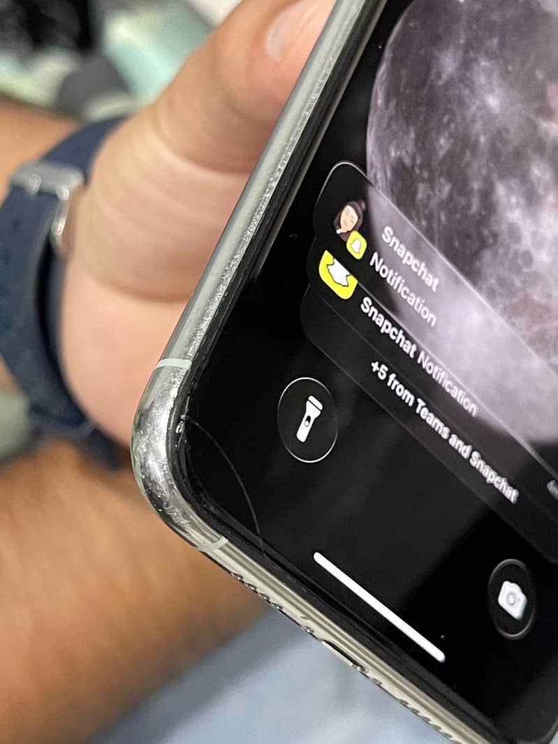 Apple iPhone 11 Pro Max 6