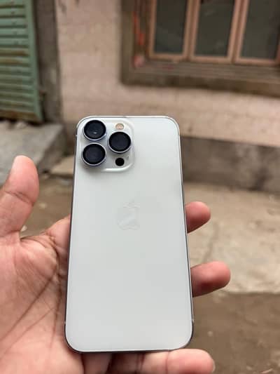 Apple iPhone 13 Pro