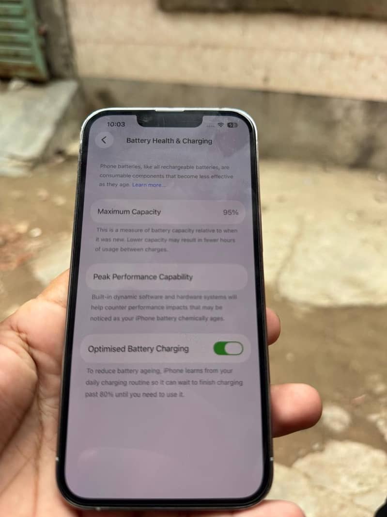Apple iPhone 13 Pro 3