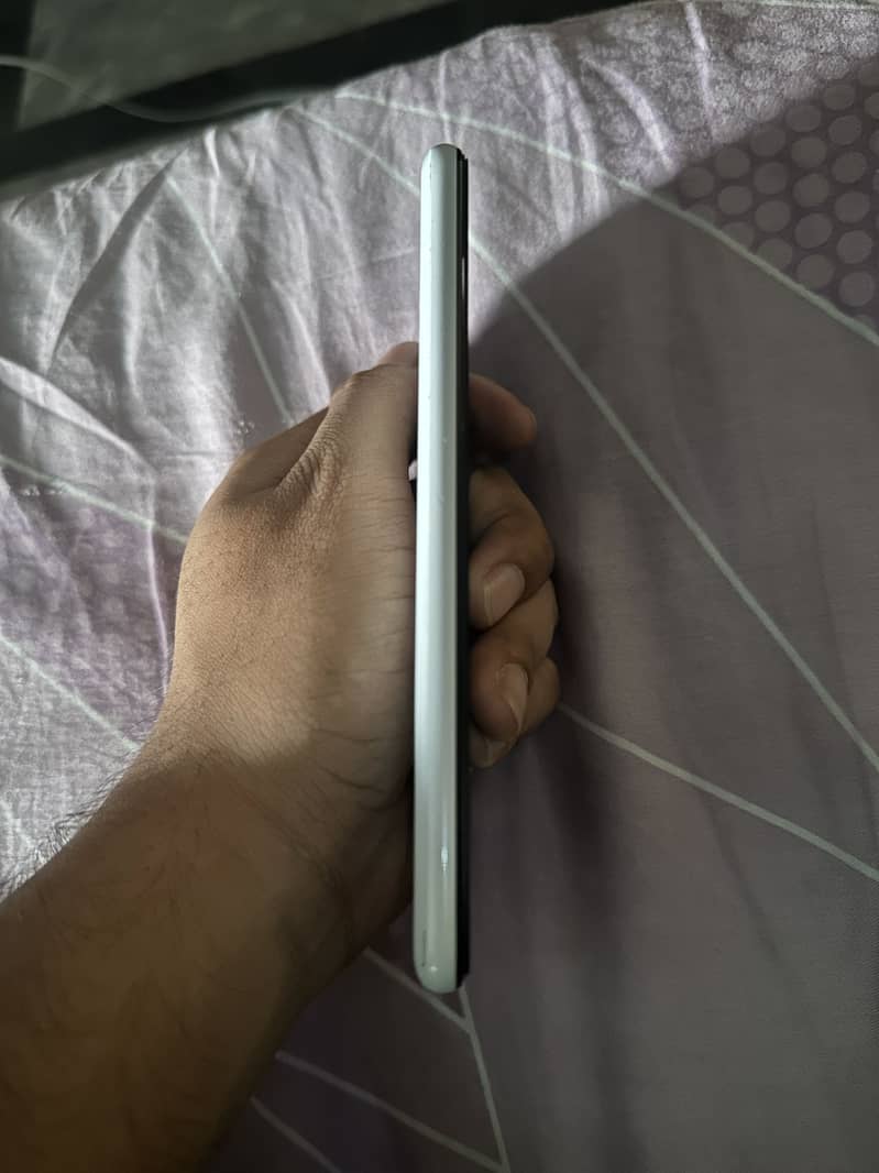Google Pixel 3 5
