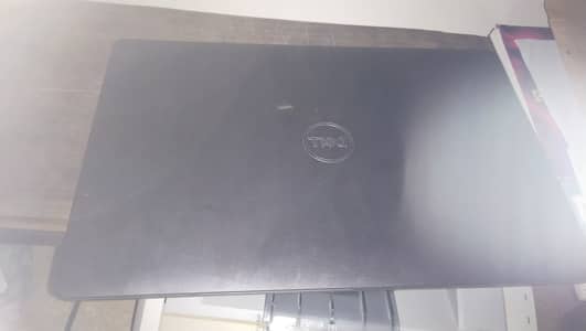 Dell laptop 8 generation core i3 256ssd