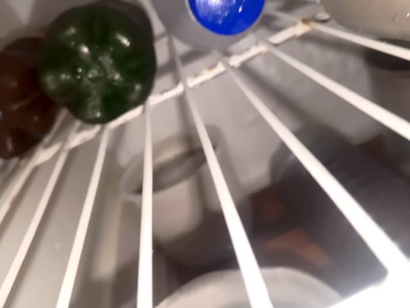 medium refrigerator 4