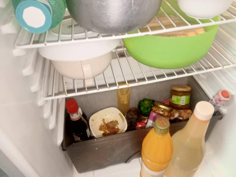 medium refrigerator 9