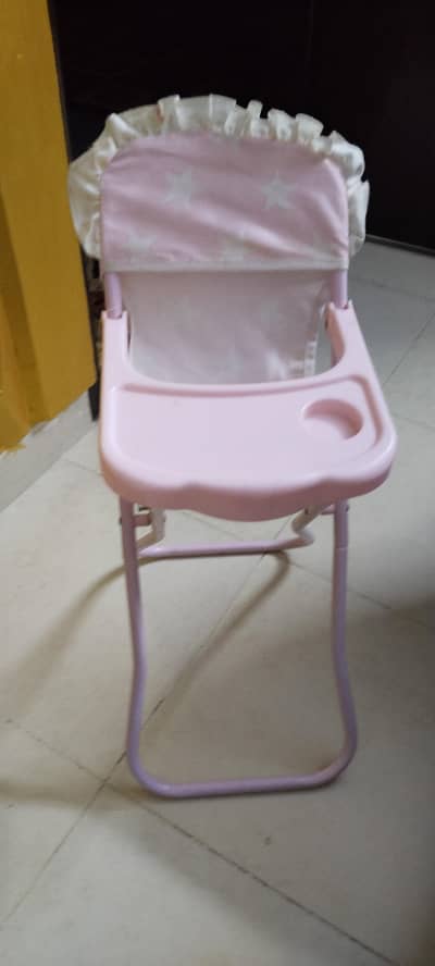 London imported doll eating chair for sell in slightly used condition.