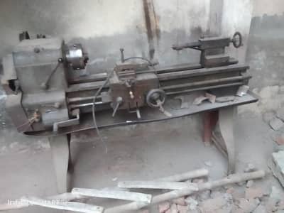 Lathe machine for sale